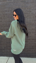 Load image into Gallery viewer, the TIA HOODIE- Alpine Green