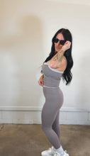 Load image into Gallery viewer, Contrast Binding Legging in Taupe