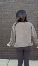 Load image into Gallery viewer, the TIA CREWNECK- Pigment Black