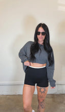 Load image into Gallery viewer, Waffle Pullover in washed black