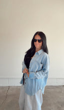 Load image into Gallery viewer, Cloud denim button down shacket