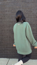 Load image into Gallery viewer, the TIA CREWNECK- Alpine Green