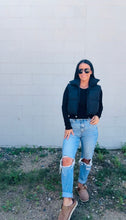 Load image into Gallery viewer, * Kyte cropped puffer vest
