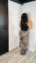 Load image into Gallery viewer, * Boho paisley wide ruffled pant
