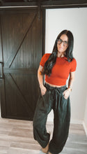 Load image into Gallery viewer, Sweetheart mineral wash barrel pant
