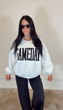 Load image into Gallery viewer, GAMEDAY crew in heather ash
