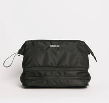Load image into Gallery viewer, BRIXLEY BLACK TOILETRY BAG - PREORDER
