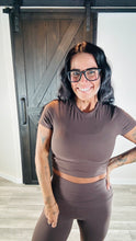Load image into Gallery viewer, * Buttery fitted short sleeve in chocolate.
