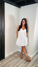 Load image into Gallery viewer, * Daisy button midi dress
