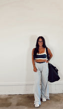 Load image into Gallery viewer, Movement sweats in Heather grey
