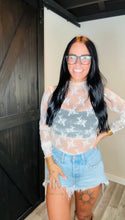 Load image into Gallery viewer, * Long sleeve lace top in ivory
