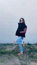 Load image into Gallery viewer, * Lola cozy fleece sherpa vest in black
