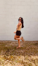 Load image into Gallery viewer, * Luz double layered seamless tank in Iced Coffee
