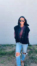 Load image into Gallery viewer, * Lola cozy fleece sherpa vest in black
