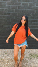 Load image into Gallery viewer, VINTAGE TEE- SIENNA- PREORDER
