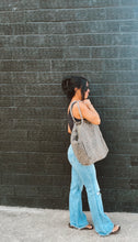 Load image into Gallery viewer, CHEETAH PRINT CANVAS TOTE BAG-

