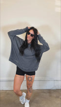 Load image into Gallery viewer, Waffle Pullover in washed black
