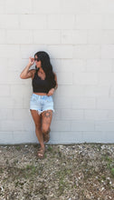 Load image into Gallery viewer, * Bare ribbed crop tank in Black
