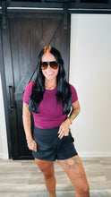 Load image into Gallery viewer, * Wide ribbed waistband shorts in black
