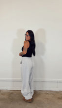 Load image into Gallery viewer, Downtown barrel sweatpant in Heather Gray
