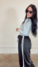 Load image into Gallery viewer, the Varsity Pant in black
