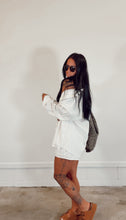Load image into Gallery viewer, Vanilla Cone Stripe Button Up Top
