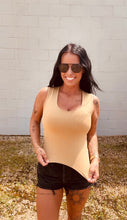 Load image into Gallery viewer, * Luz double layered seamless tank in Iced Coffee

