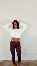 Load image into Gallery viewer, Crew Cropped pullover in Eggshell
