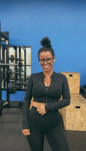 Load image into Gallery viewer, * Sporty long sleeve crop jacket in black
