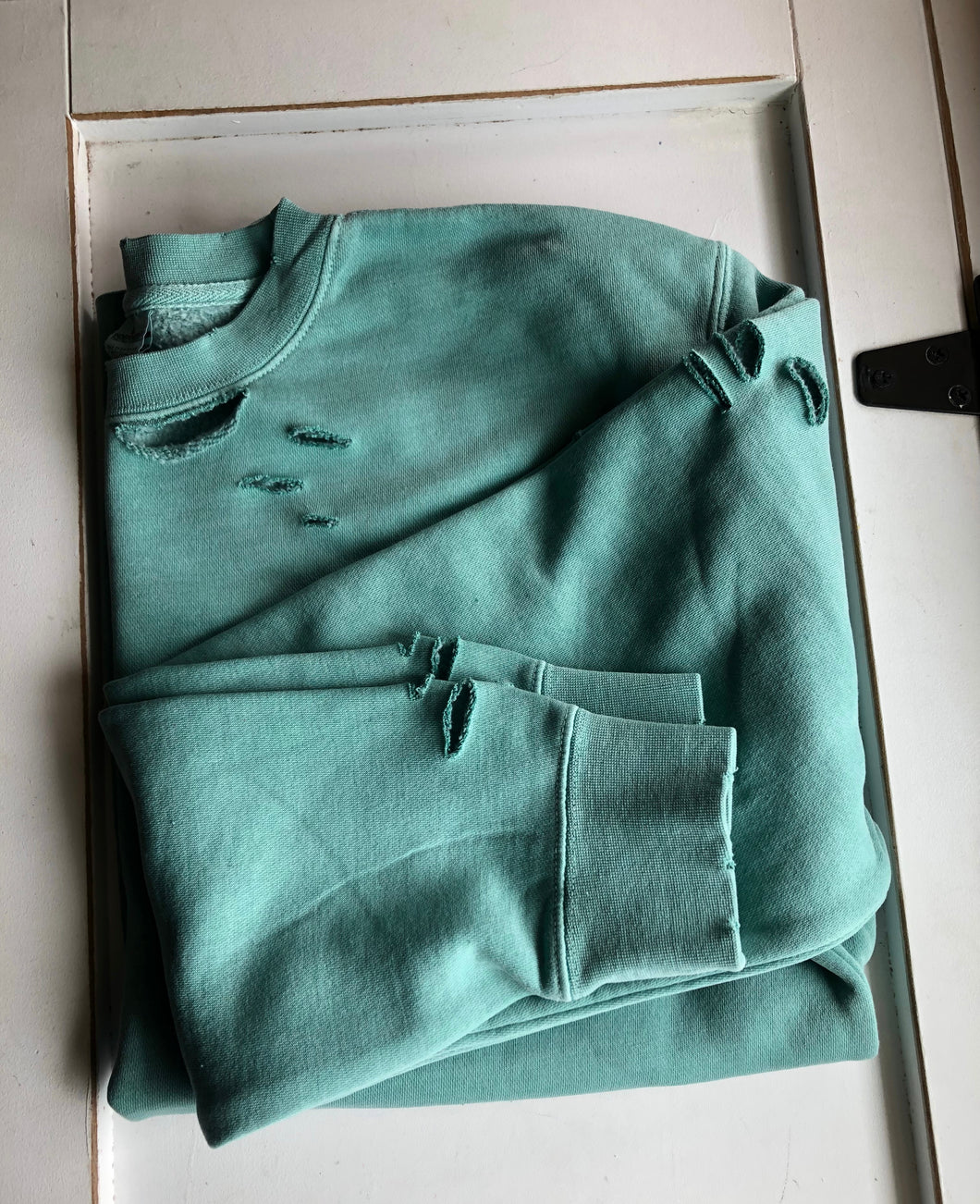 Tia Crewneck - Pigment Mint PREORDER